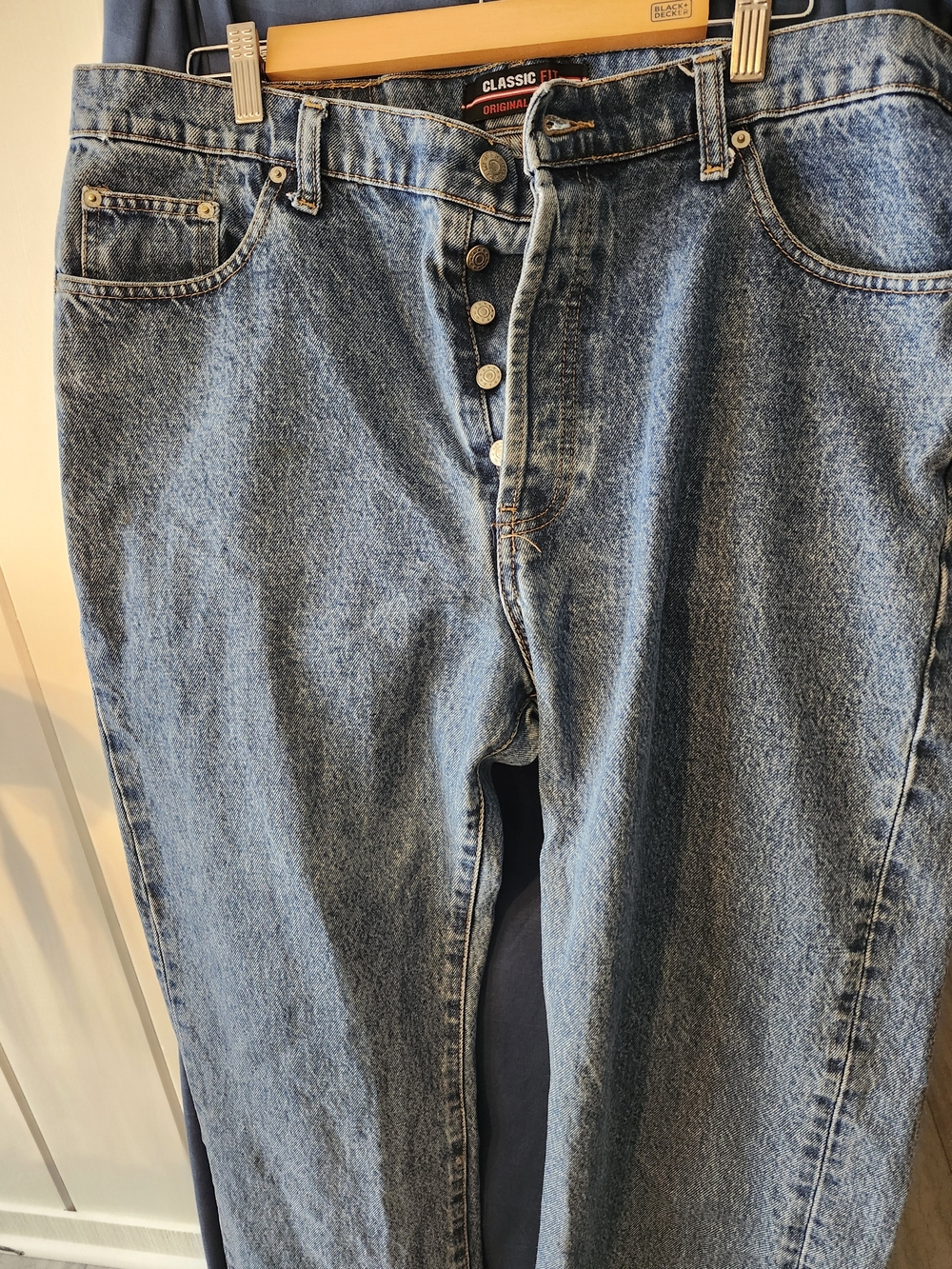 Classic Fit Button-Fly Blue Denim Jeans